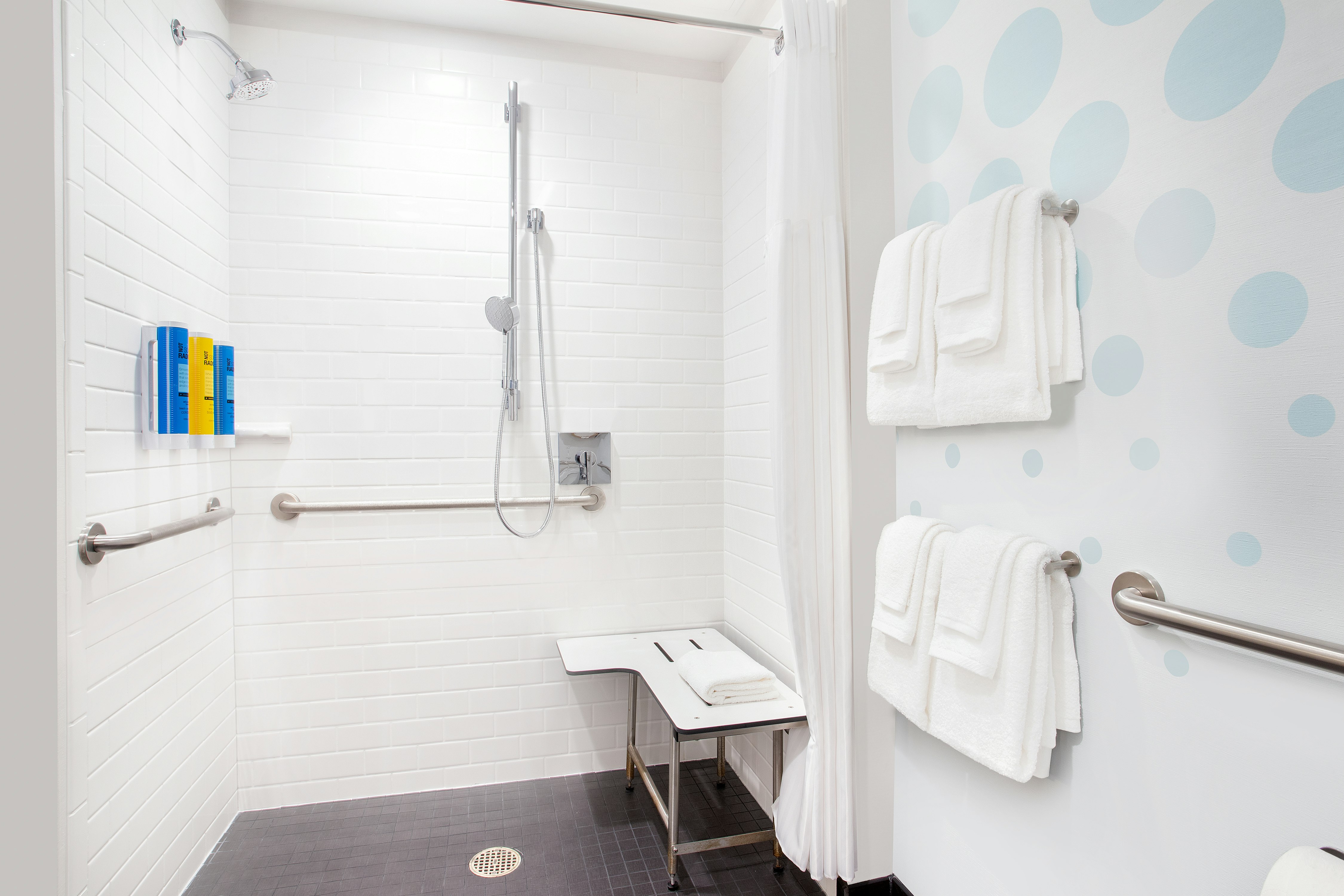 غرفة بسريرين كوين لذوي الإعاقة، Tru By Hilton Audubon Valley Forge 4/6