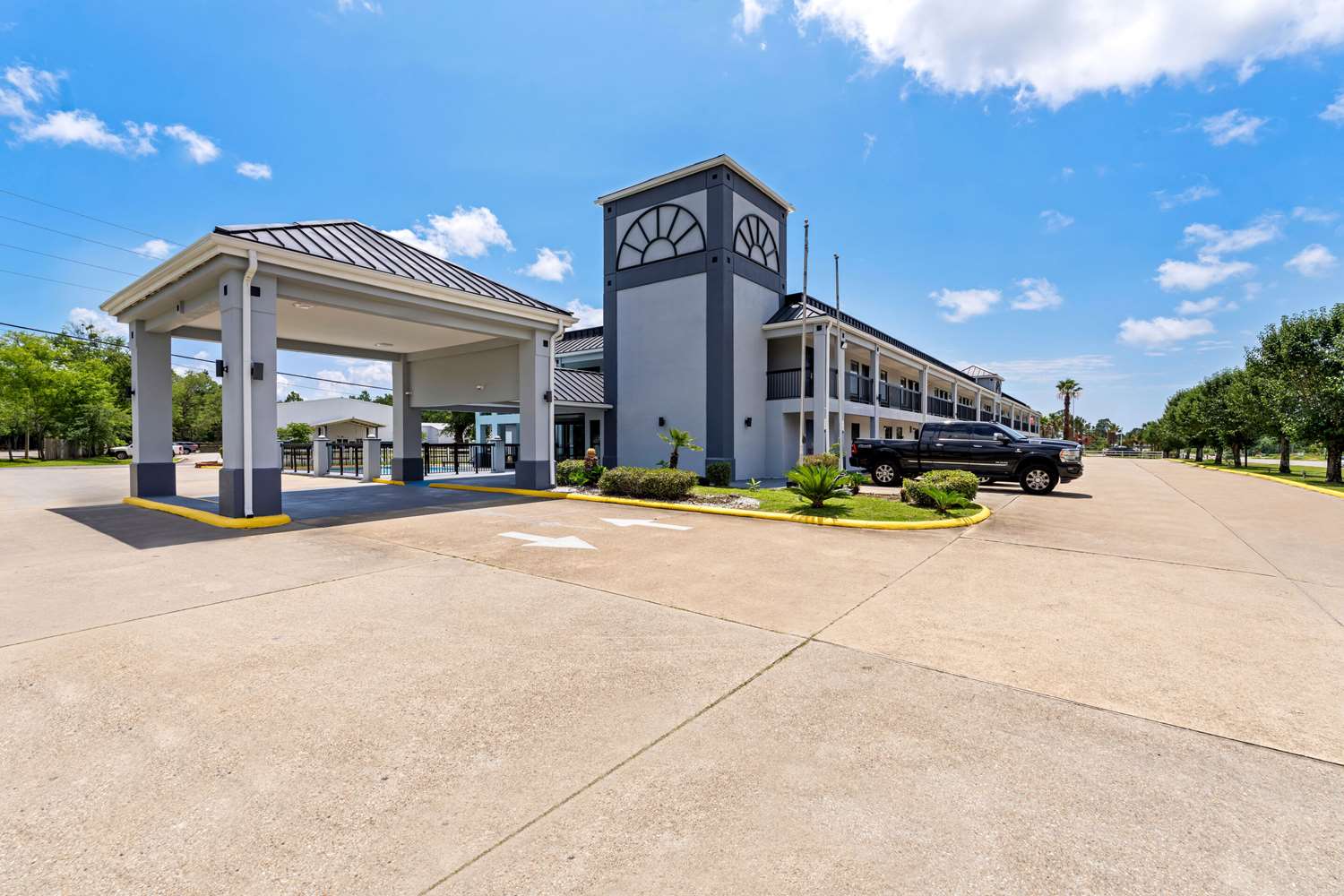 Econo Lodge Inn & Suites Ocean Springs - Biloxi 15/21