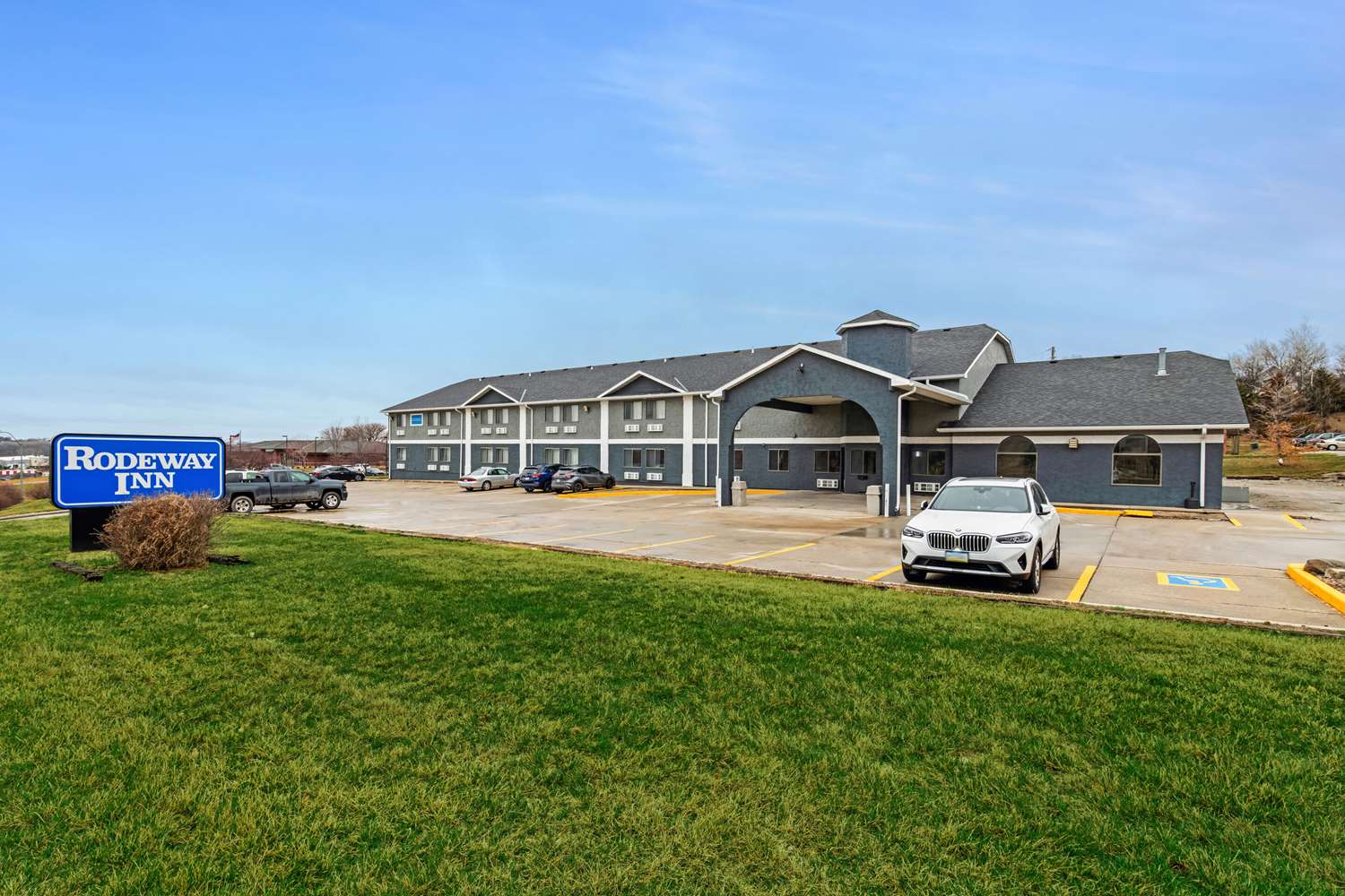 Rodeway Inn Red Oak IA 24/27