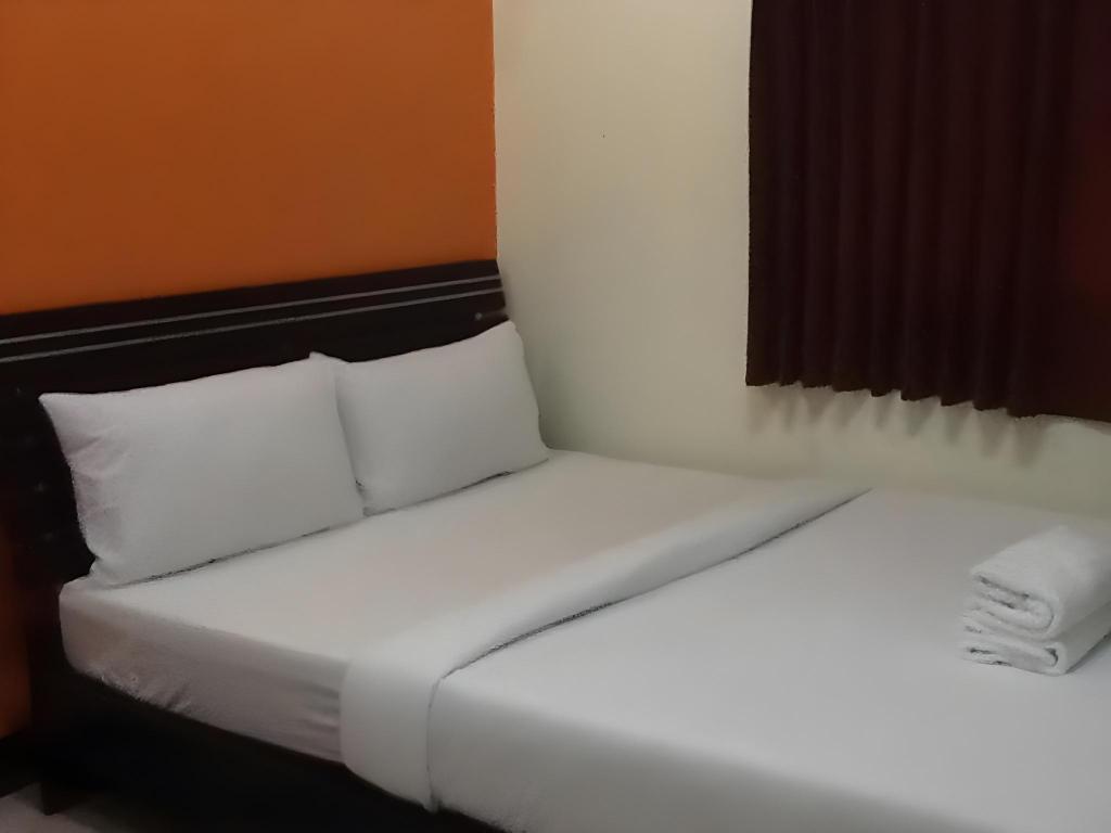 Living Apartment 13/18