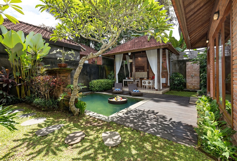 Ubud Raya Villa 42/50