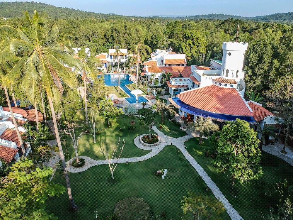 Isabella Resort 38/60