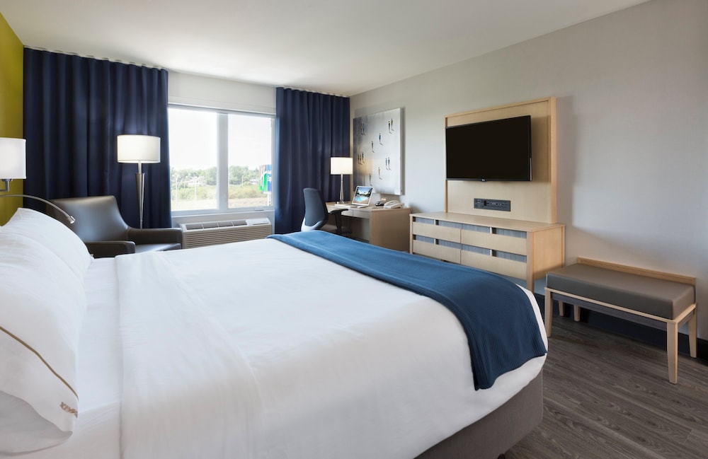Standard, King Bed