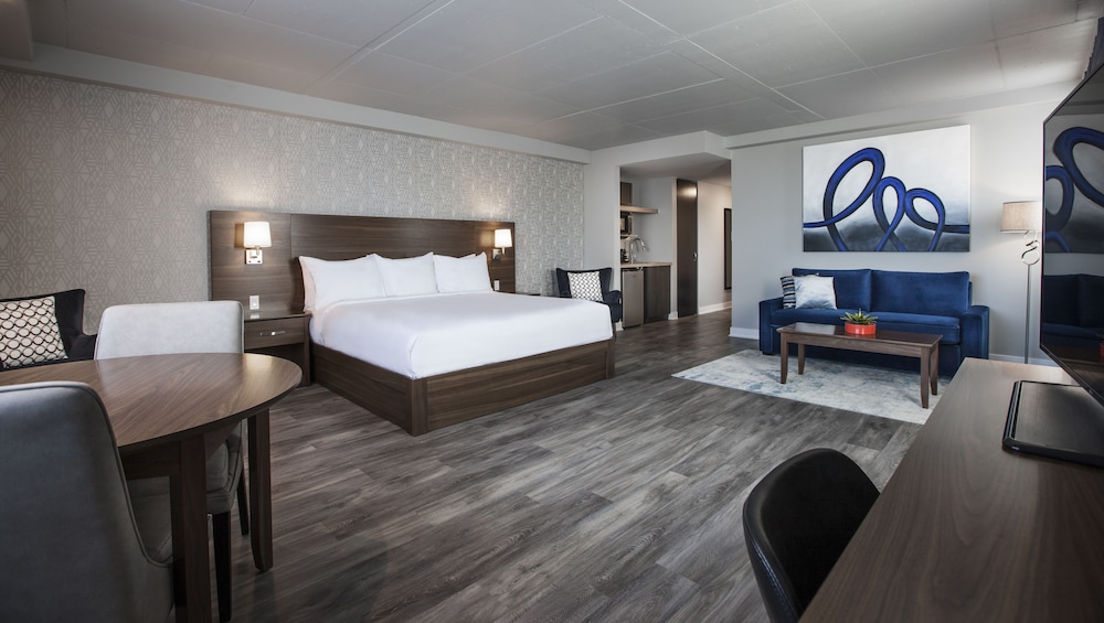 Imperia Hotel and Suites Boucherville 8/36