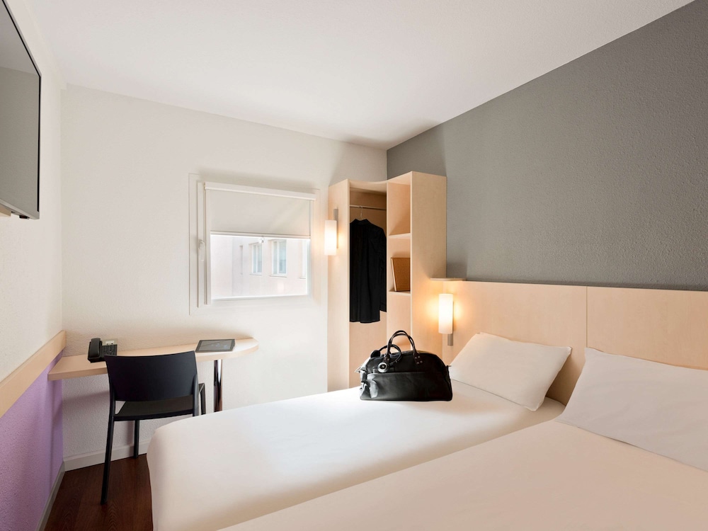 Ibis Budget Cannes Centre Ville 12/30