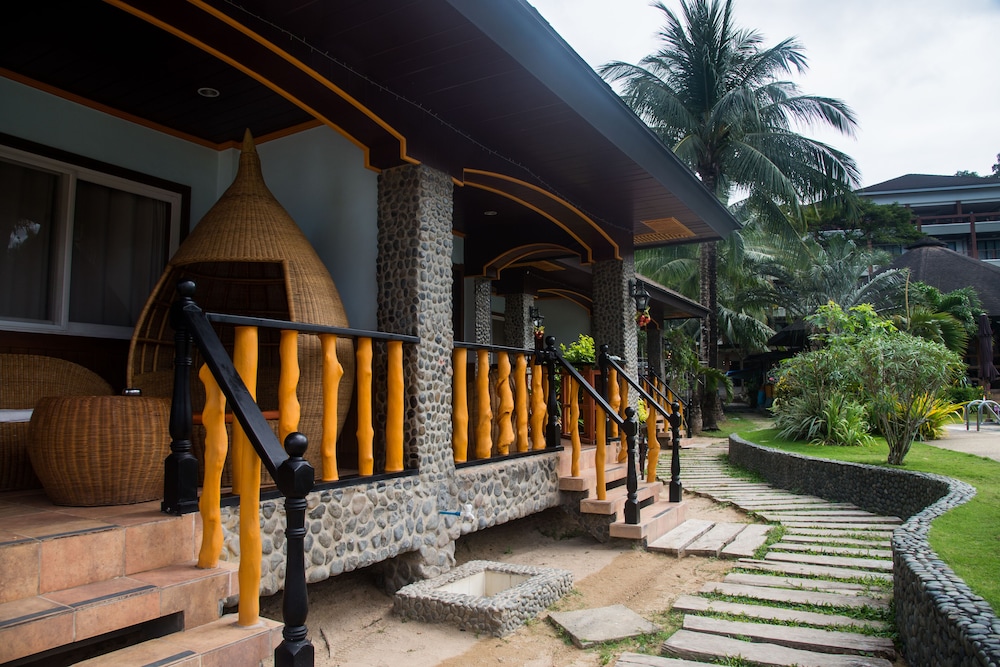 El Nido Garden Beach Resort 40/50