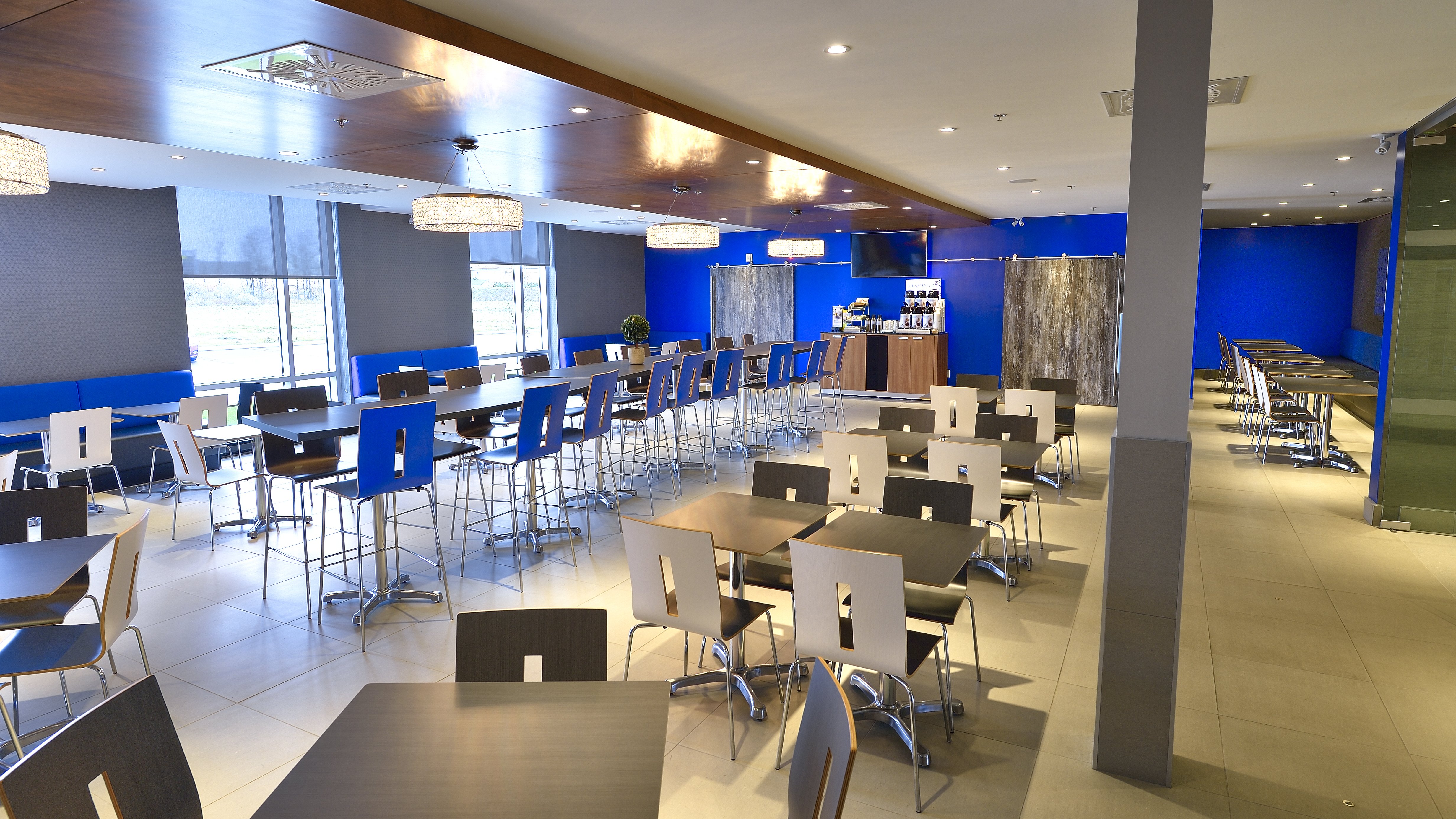 Holiday Inn Express And Suites Vaudreuil Dorion 26/31