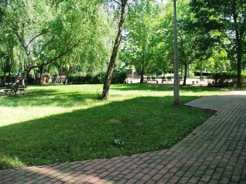 Tisza Sport Hotel 20/26