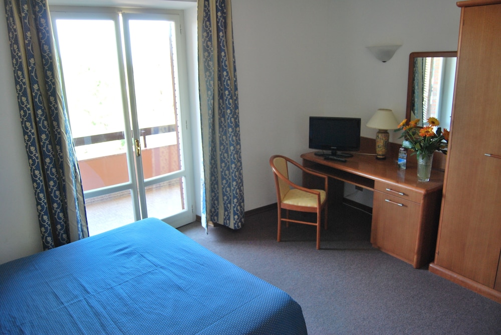 Hotel Villaggio Il Gabbiano 7/28