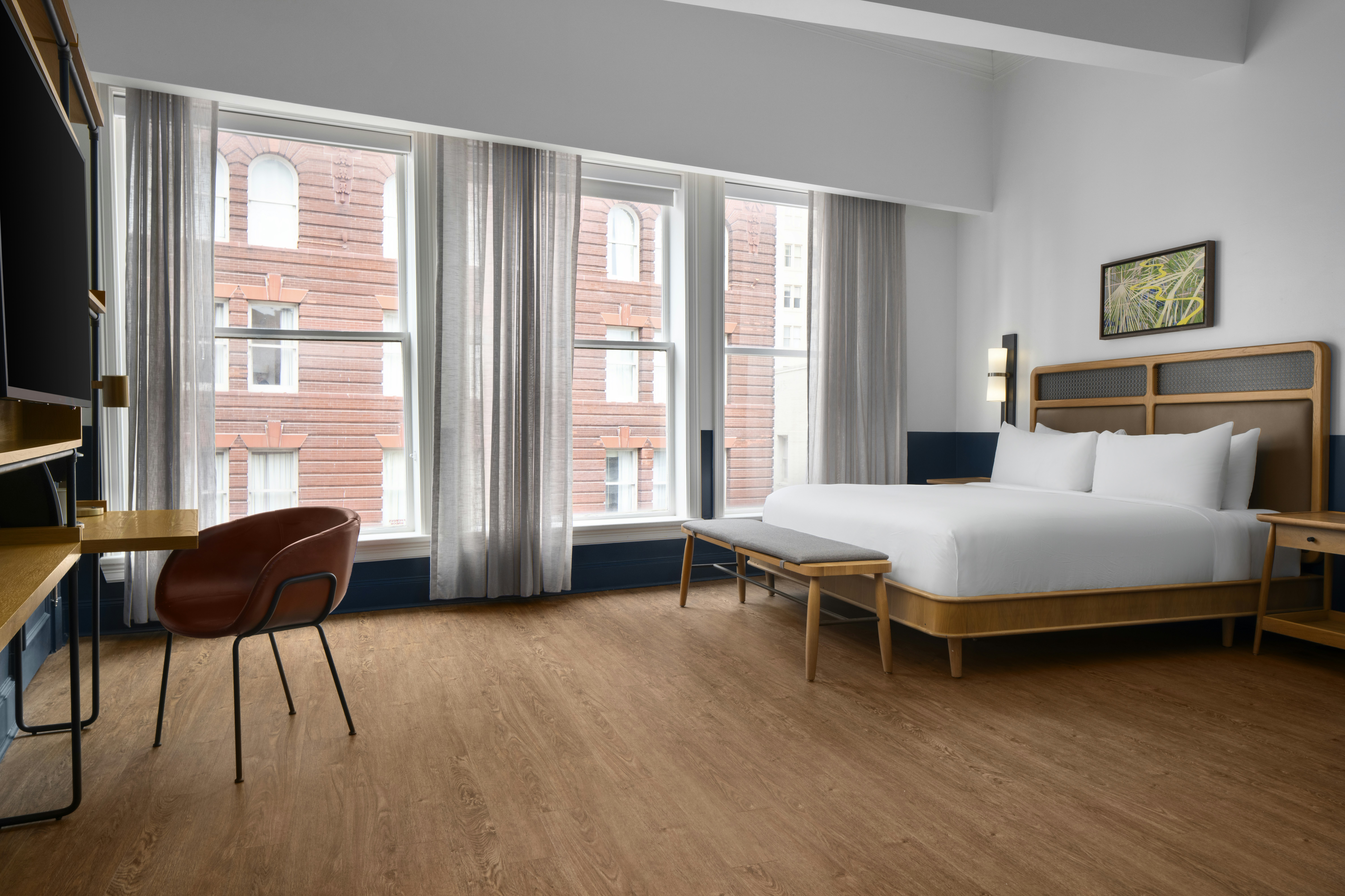 ROOM, KING BED