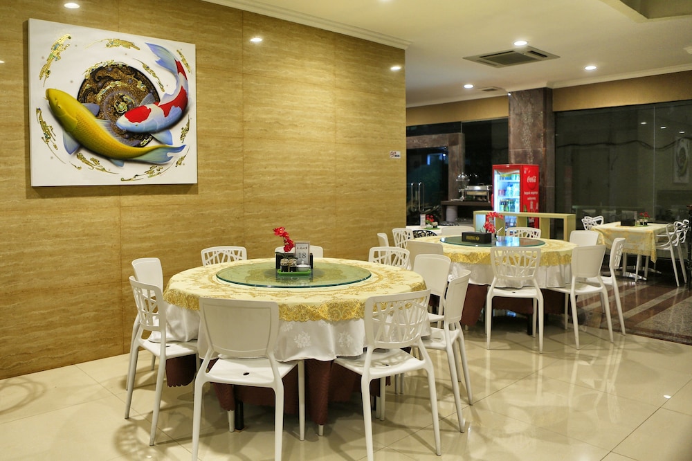 Hotel 55 49/56