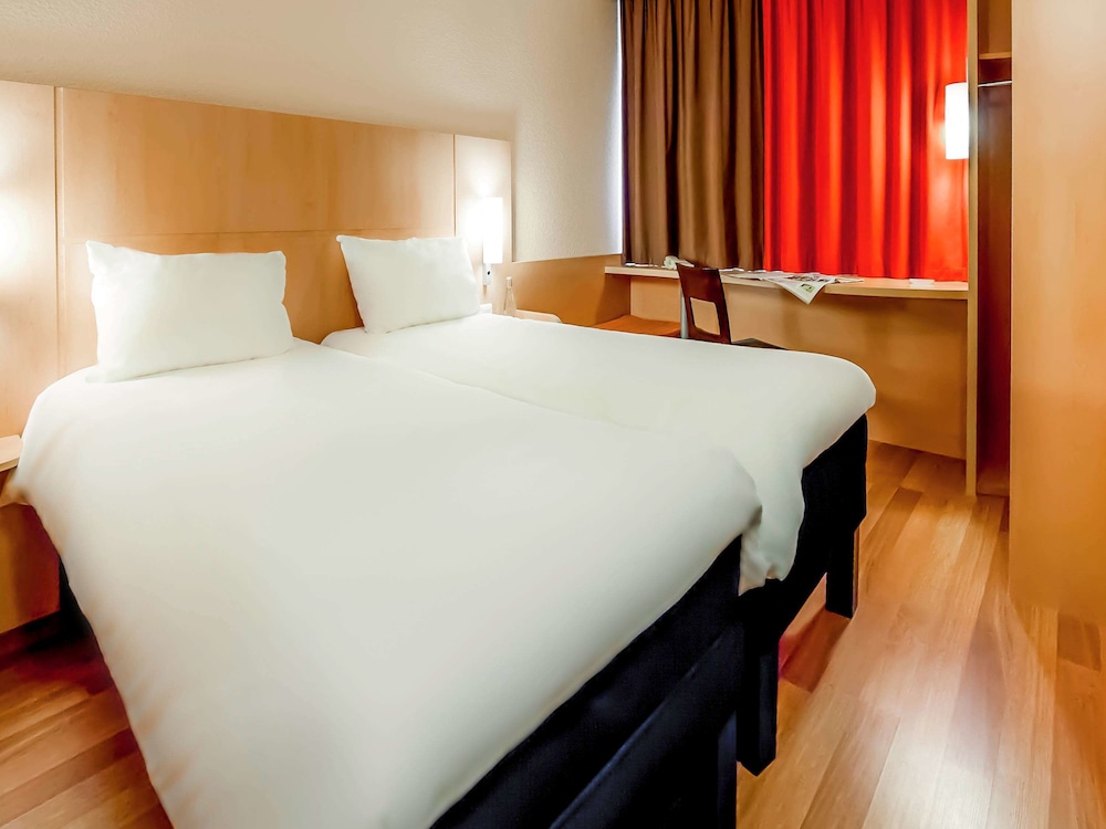 Ibis Vannes 13/59
