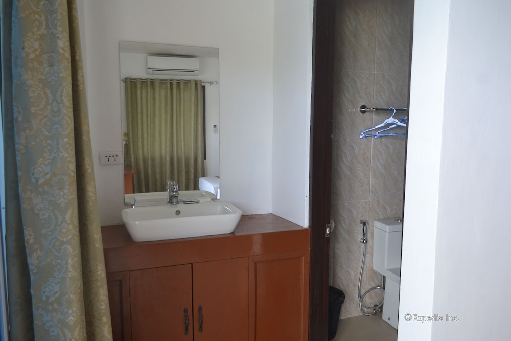 Orange Pearl Beach Resort 49/81