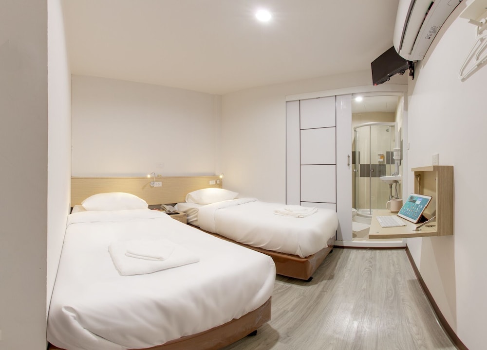 Le Bonheur Poshtel 27/39