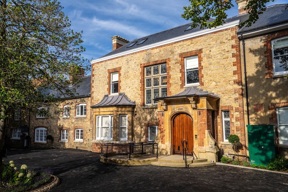 Old Abbey House 3/50