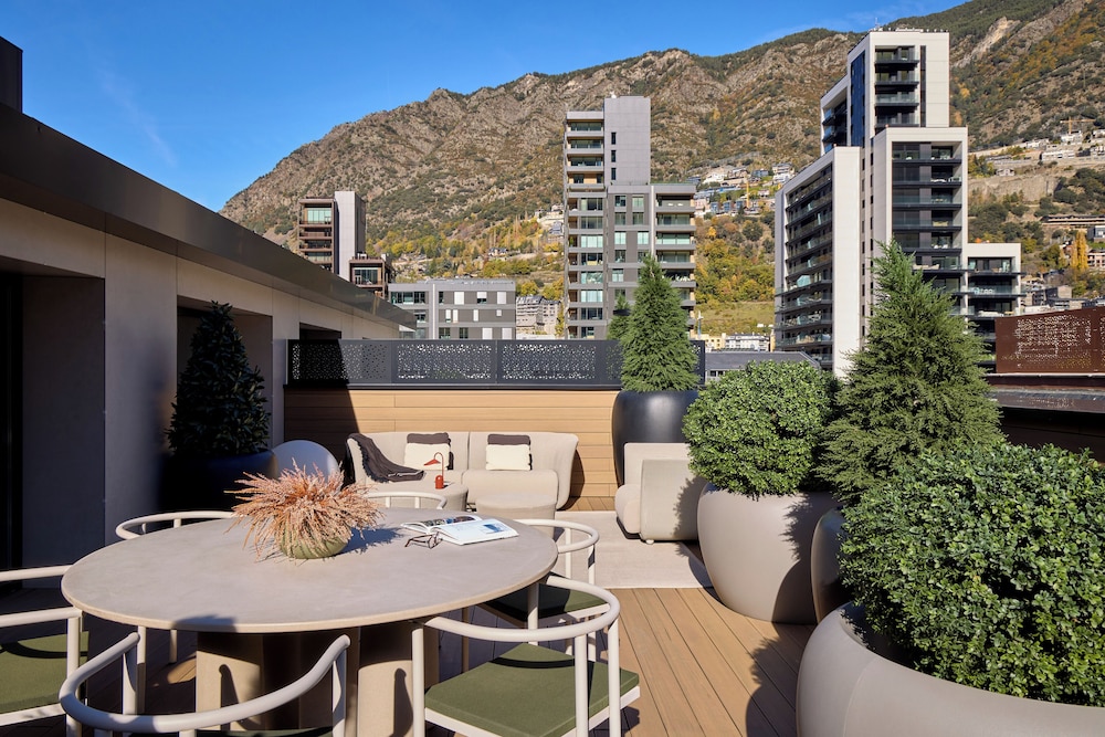 MIM Andorra Member of Melia Collection 40/51