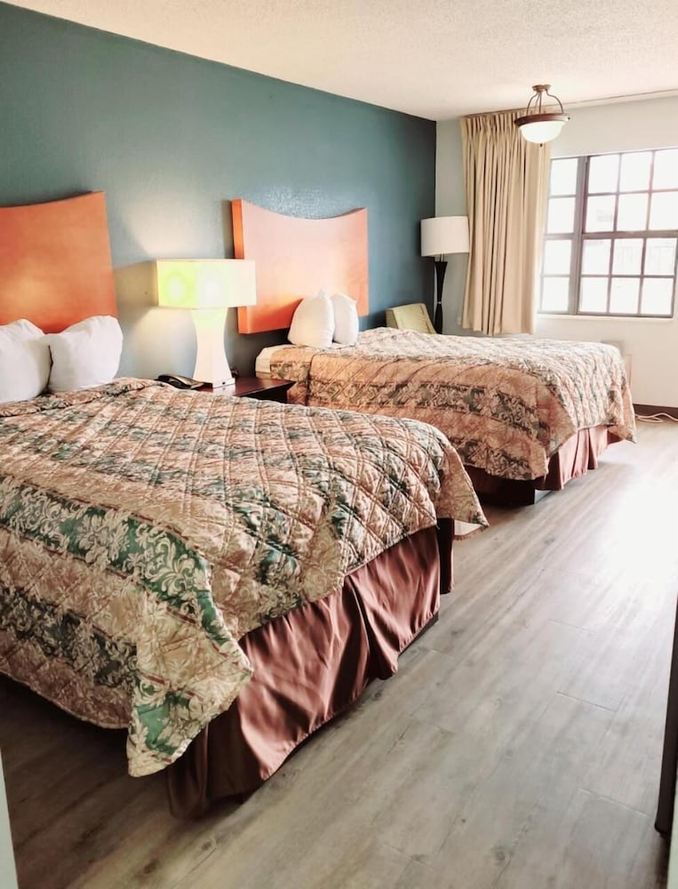 Best Price Motel & Suites 6/56