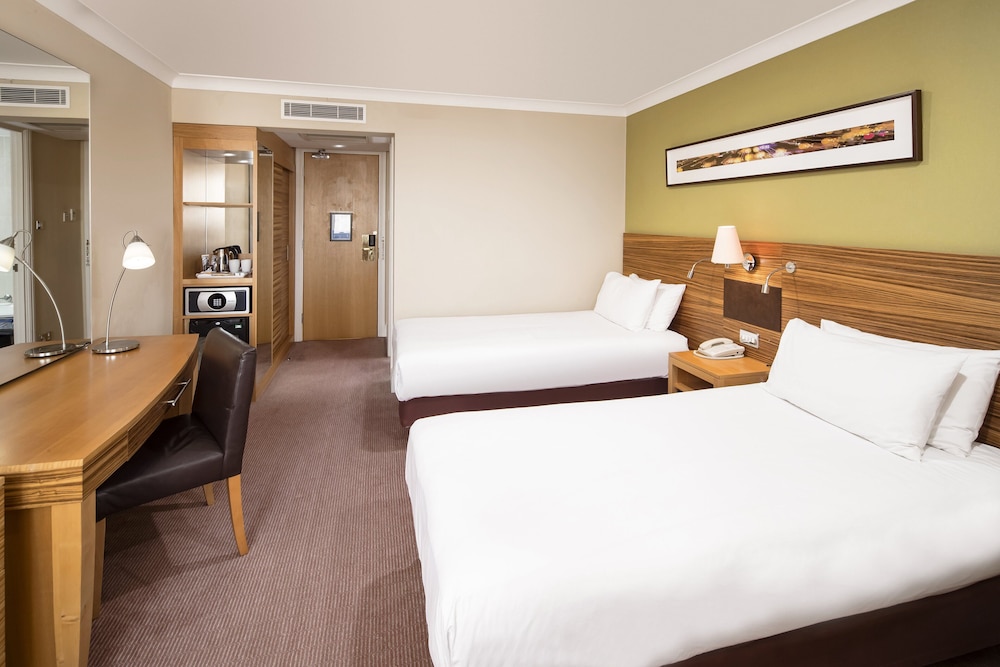 Crowne Plaza Chester 11/71
