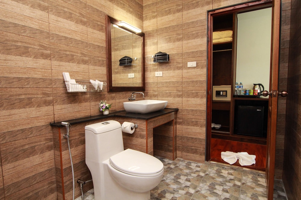 Cabana Lipe Beach Resort 38/39