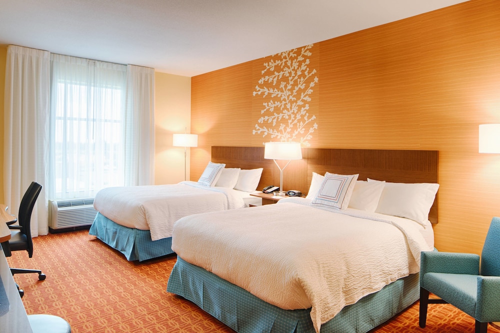 Fairfield Inn & Suites by Marriott Columbus Dublin 12/48