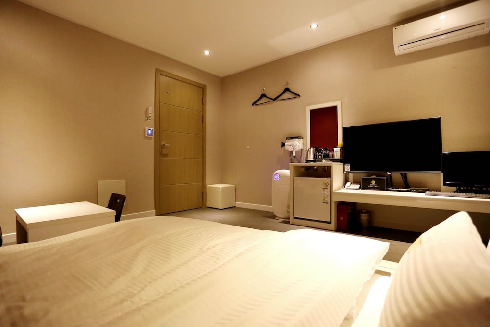 Galleria Hotel 21/50