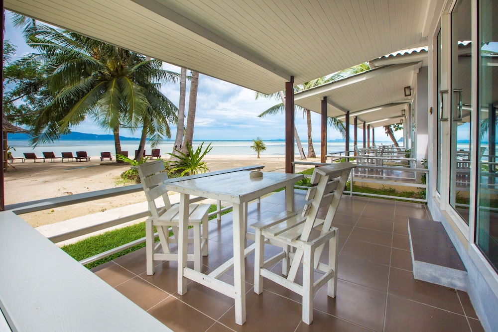 Da Kanda Villa Beach Resort 7/69