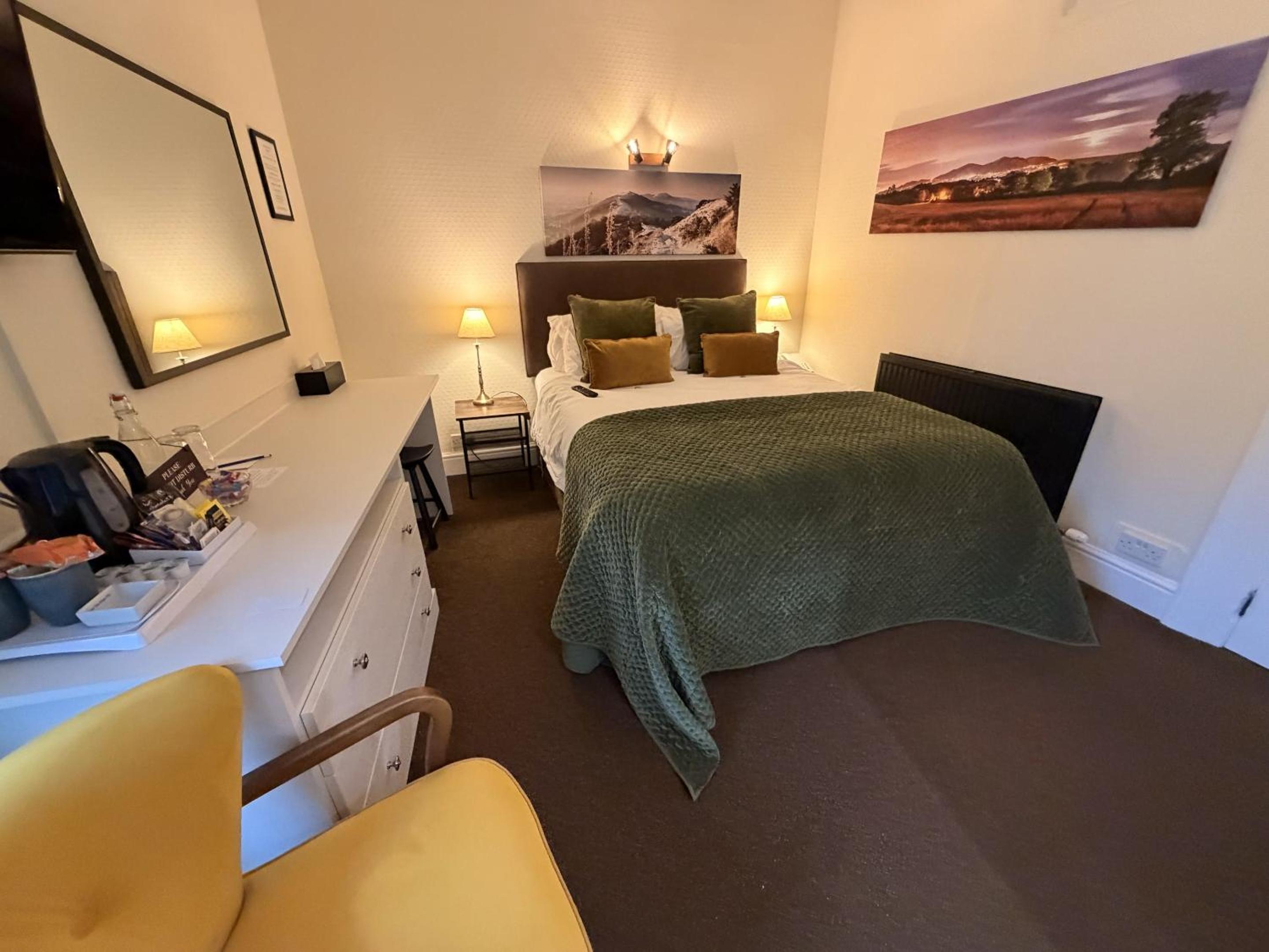 Standard, Double Bed