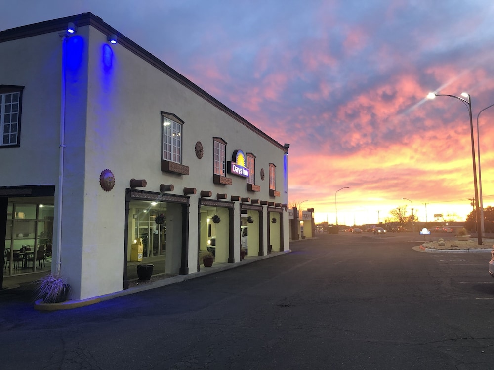 Days Inn by Wyndham Santa Fe New Mexico 5/44