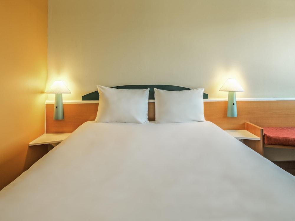 Ibis Mexico Perinorte 18/48