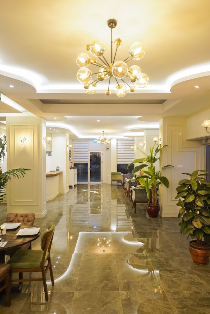 Aurasia Sea Side Hotel 15/63