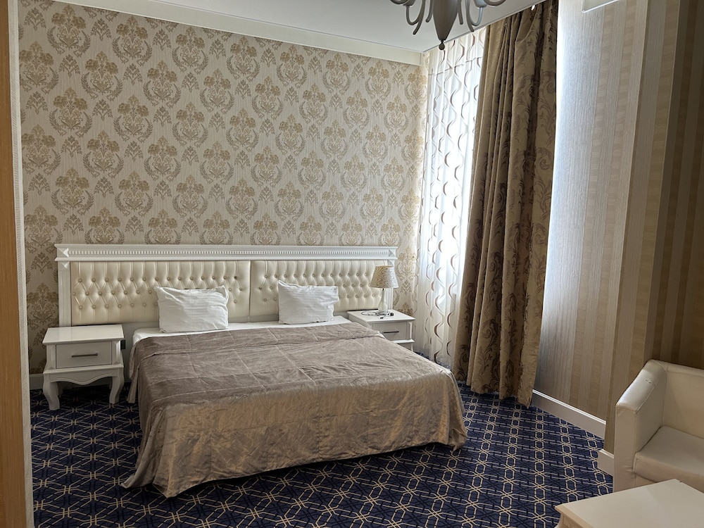Aysberq Hotel 15/50