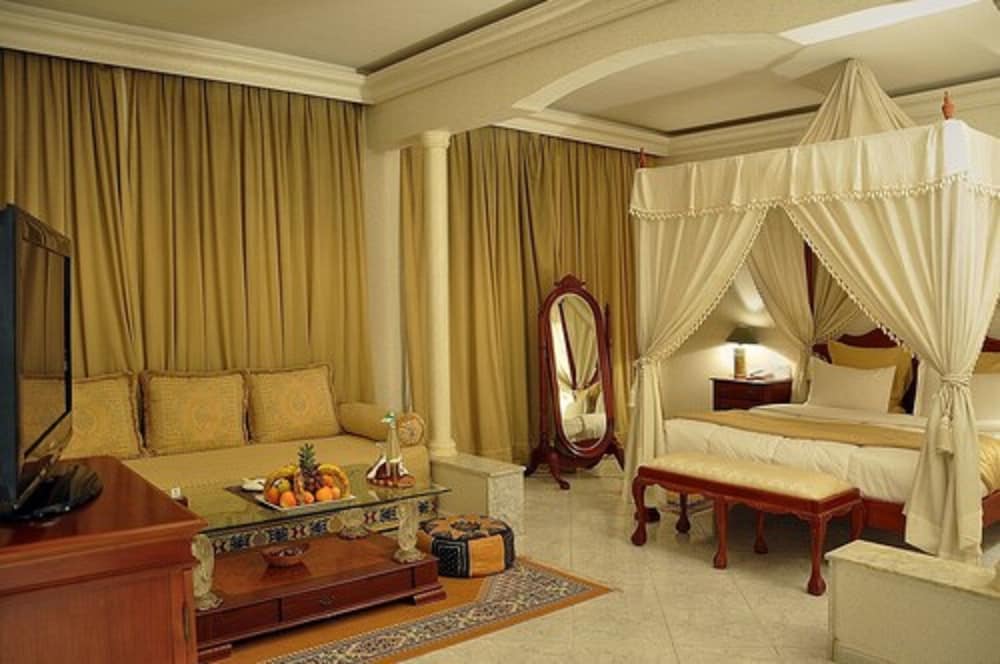 ZALAGH PARC PALACE 14/32