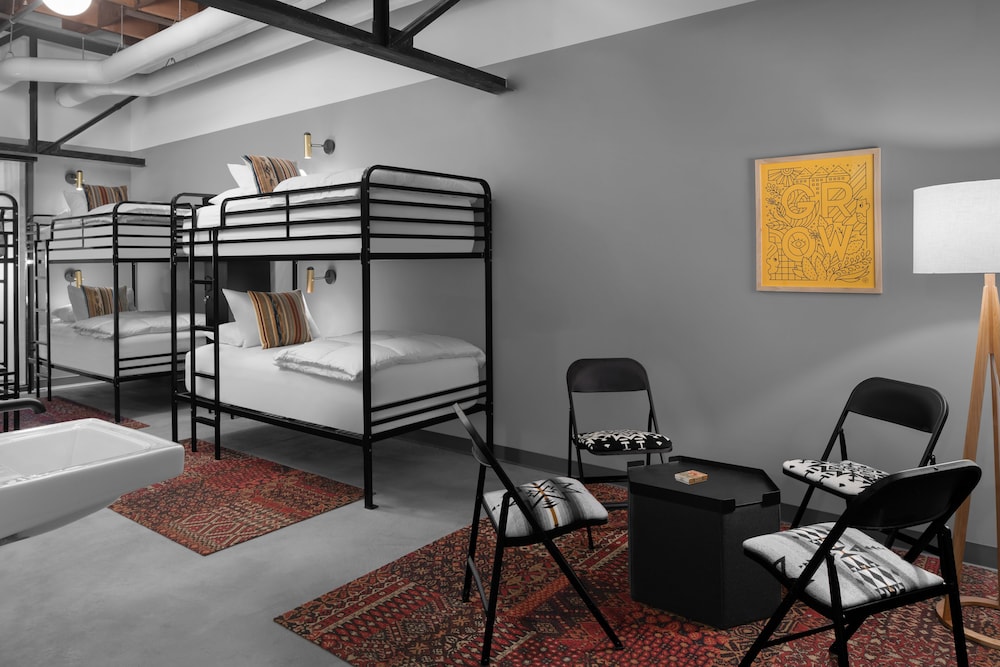 Evo Hotel 49/69