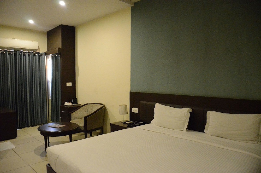 SUPERIOR, DOUBLE BED