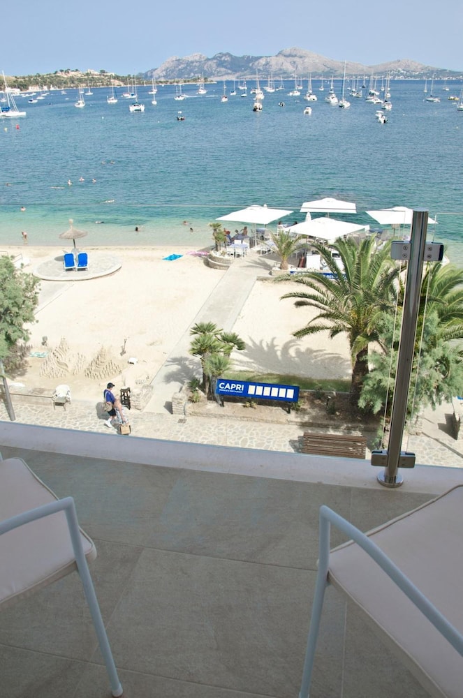Capri Hotel 30/32
