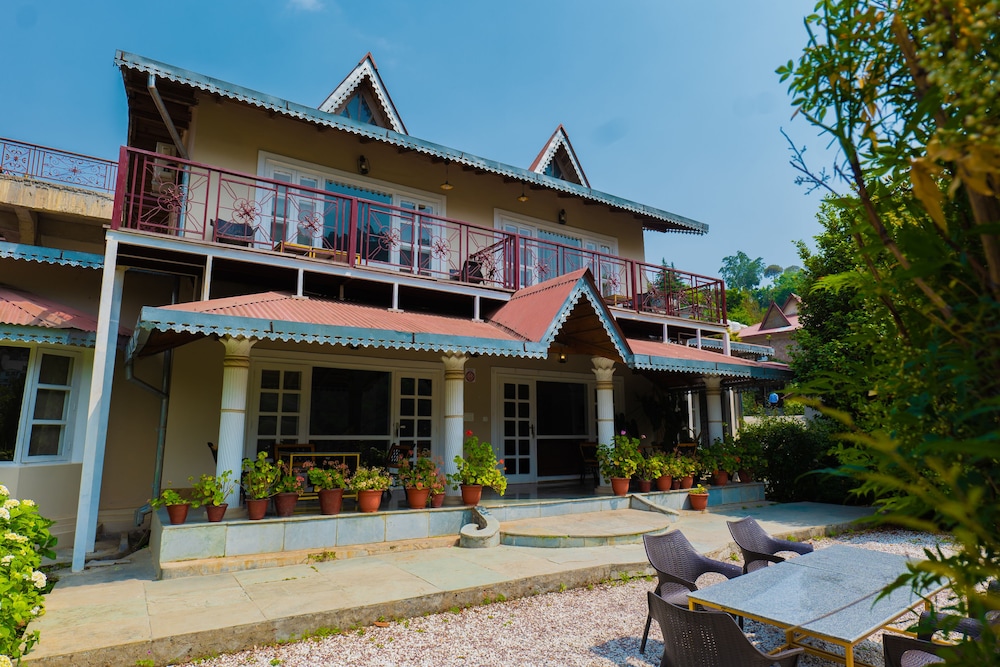 NEELESH INN 2/39
