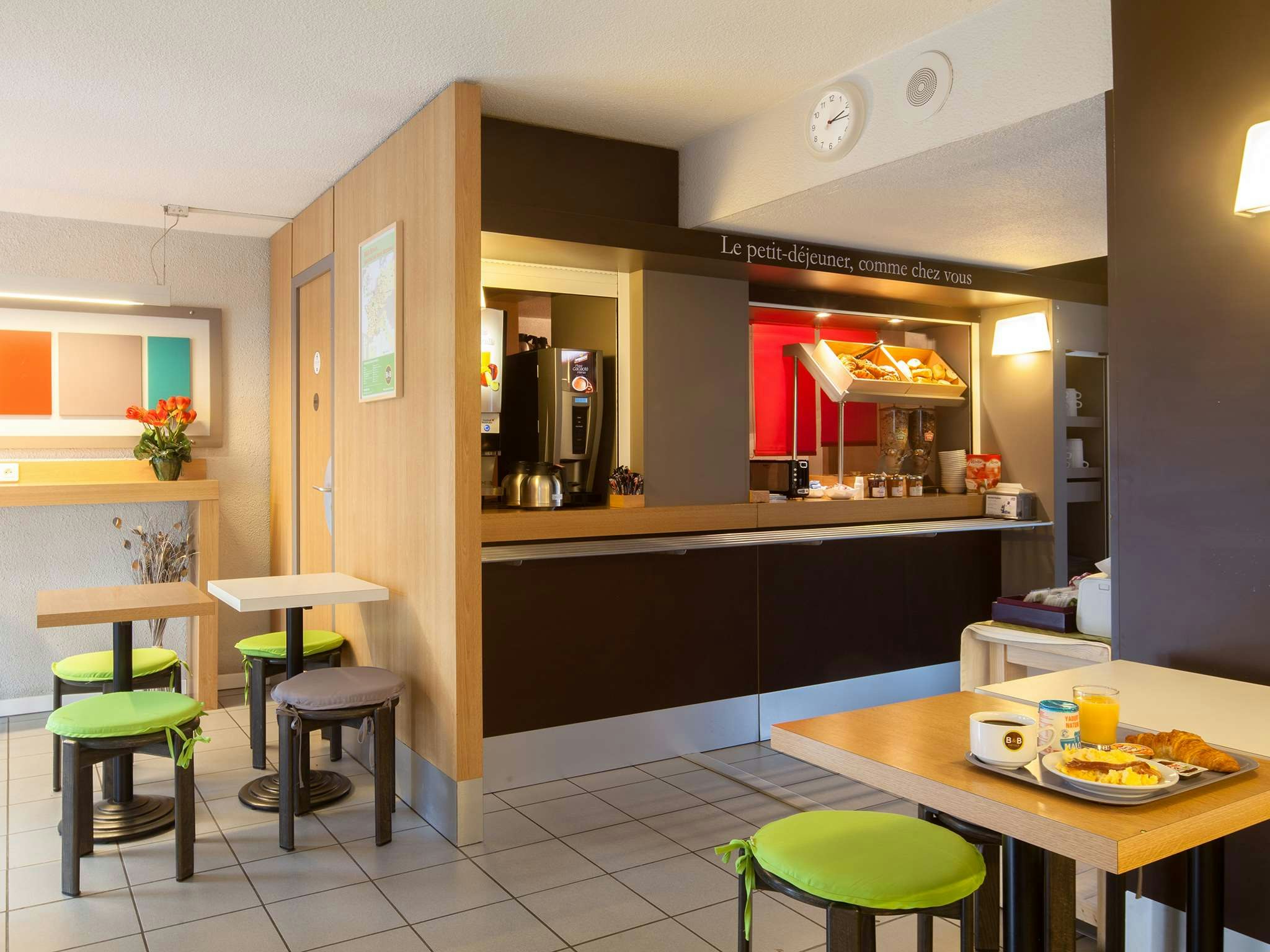 B&B HOTEL Rouen Parc des Expos Zenith 9/11