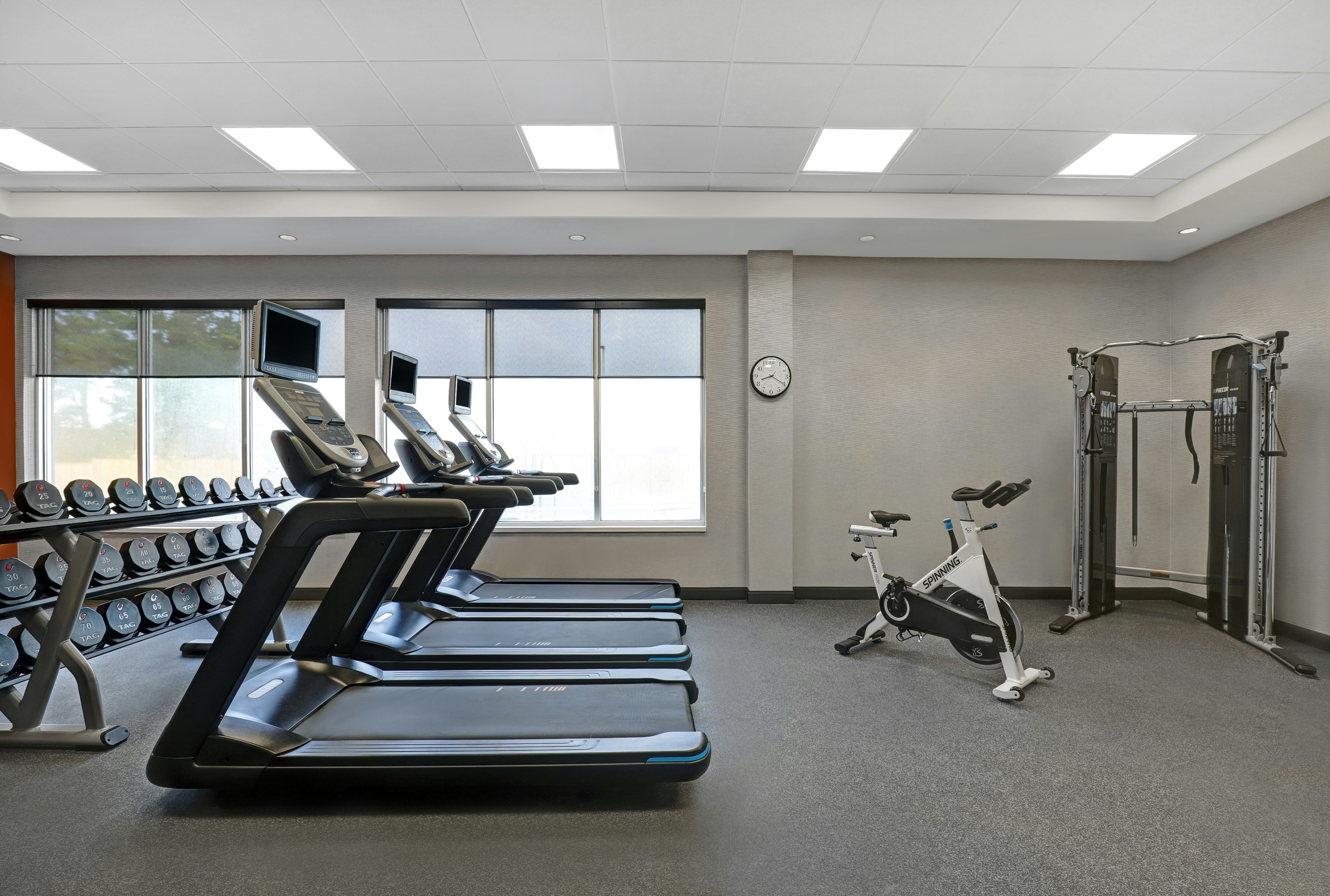 Hampton Inn and Suites Belleville 8/18