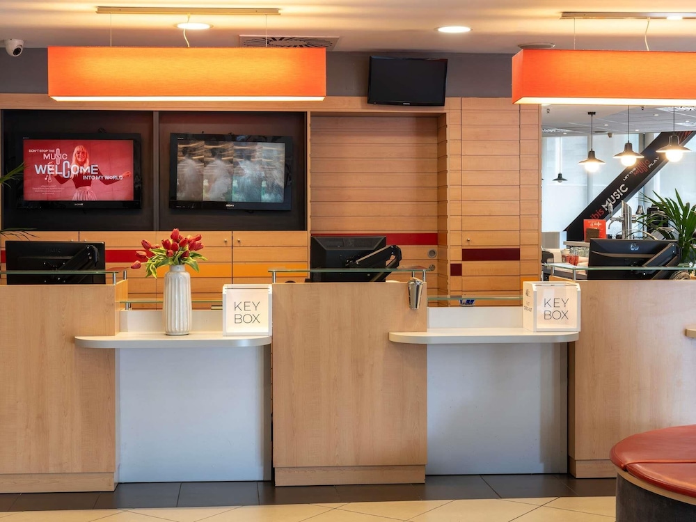 lobby