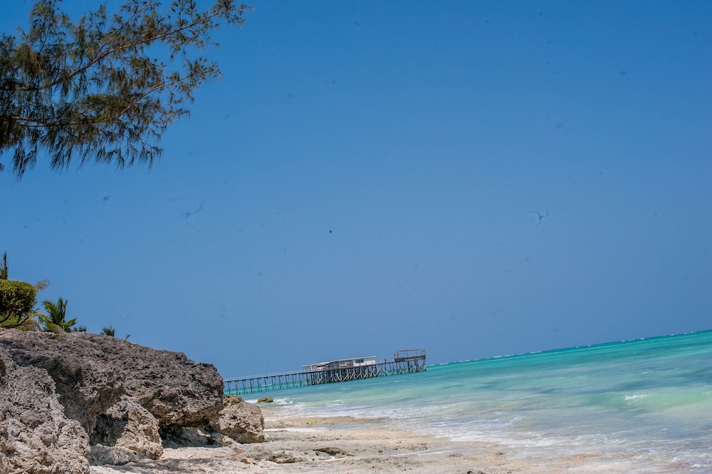 Tanzanite Beach Resort 41/49
