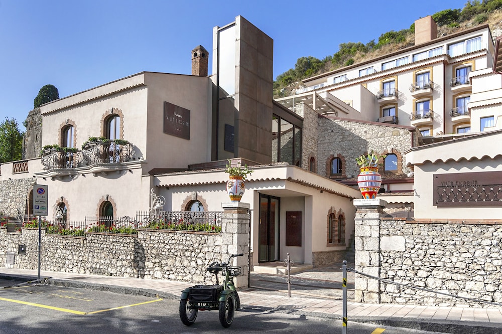 Hotel Villa Fiorita 57/66