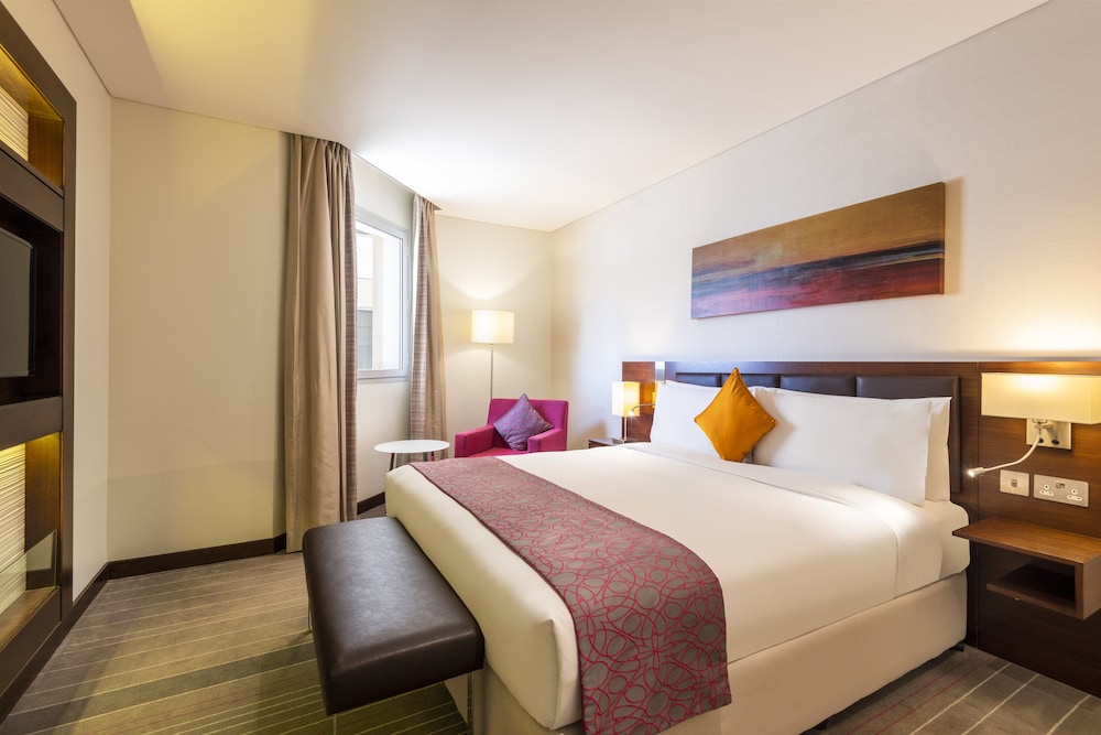 Holiday Inn Muscat al Seeb by IHG 14/73