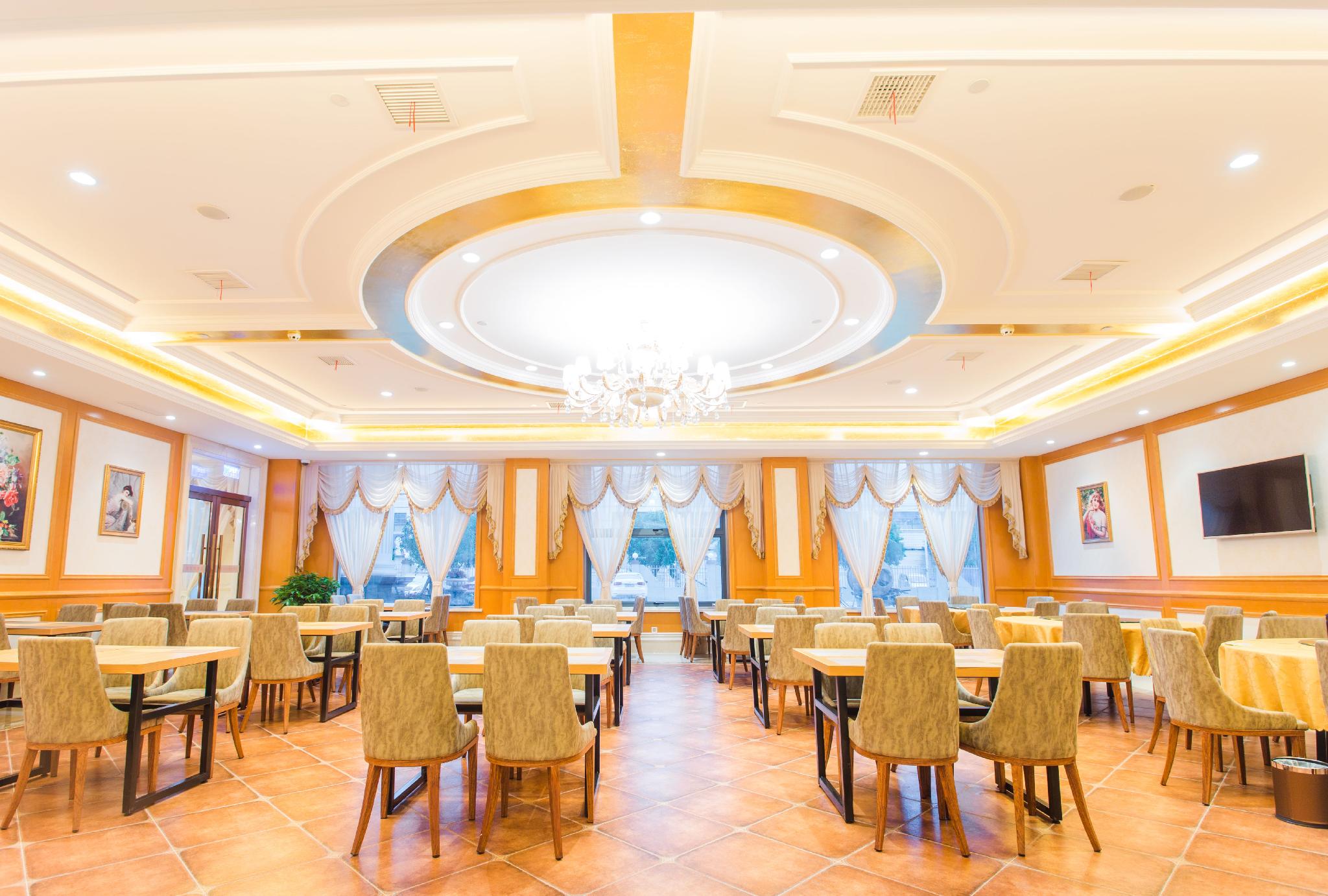 Vienna Hotel (Shanghai Gucun Park) 37/41