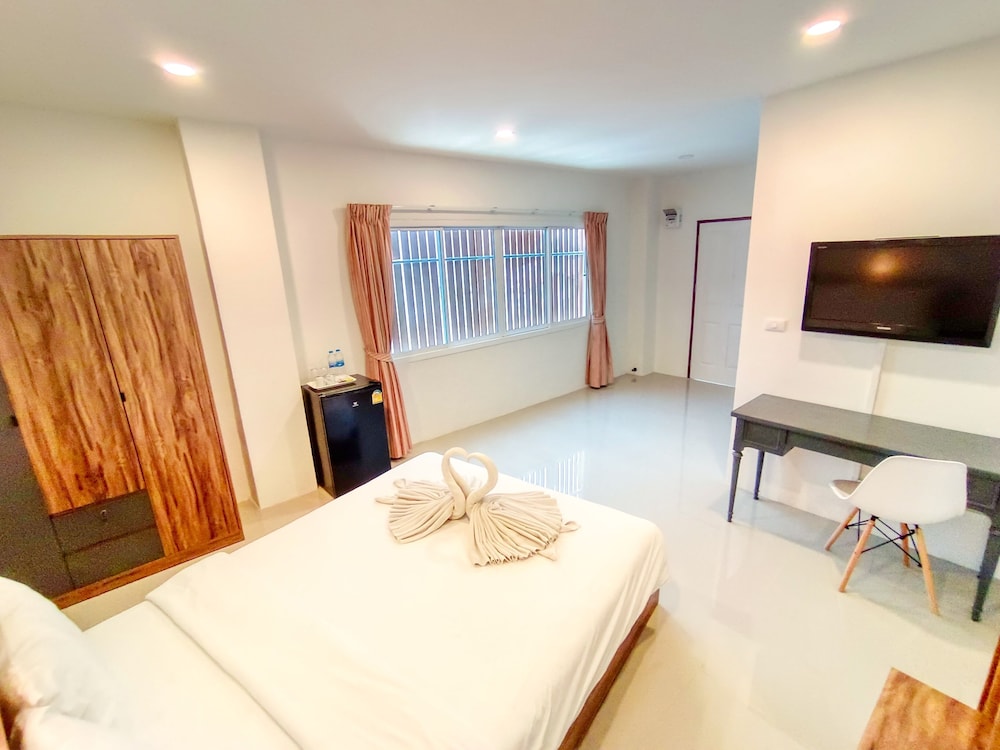 Sailor Hotel Pattaya 11/35