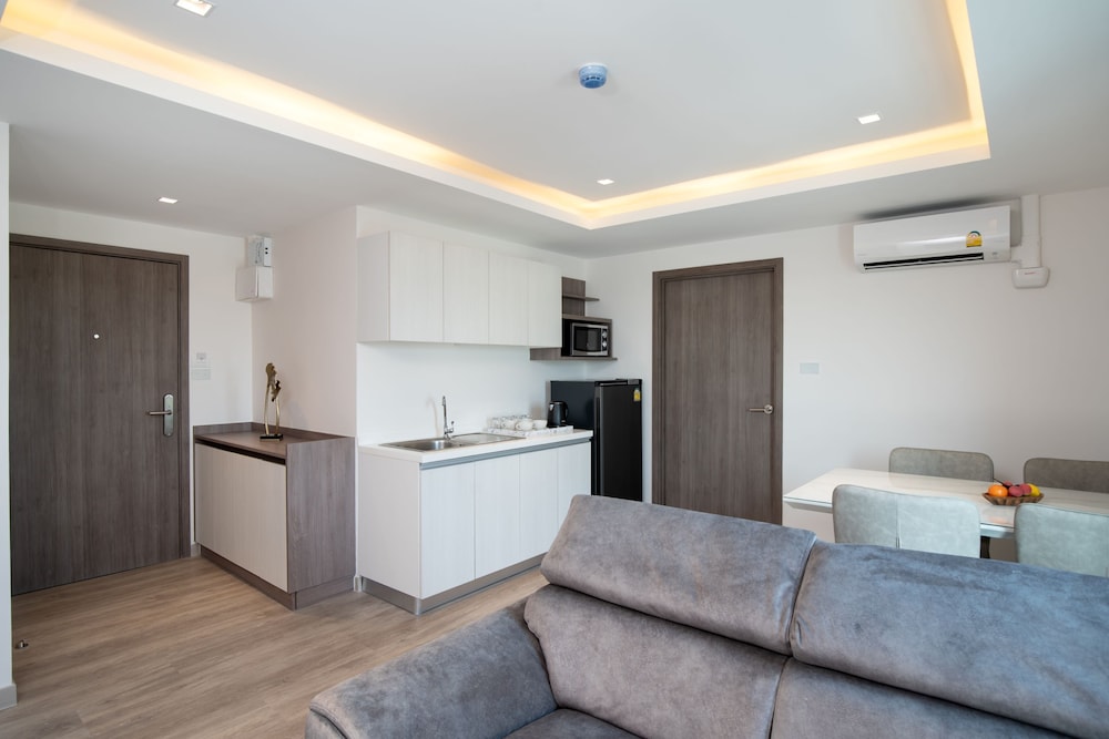 ORION Hotel and Residence Bangkok 6/50