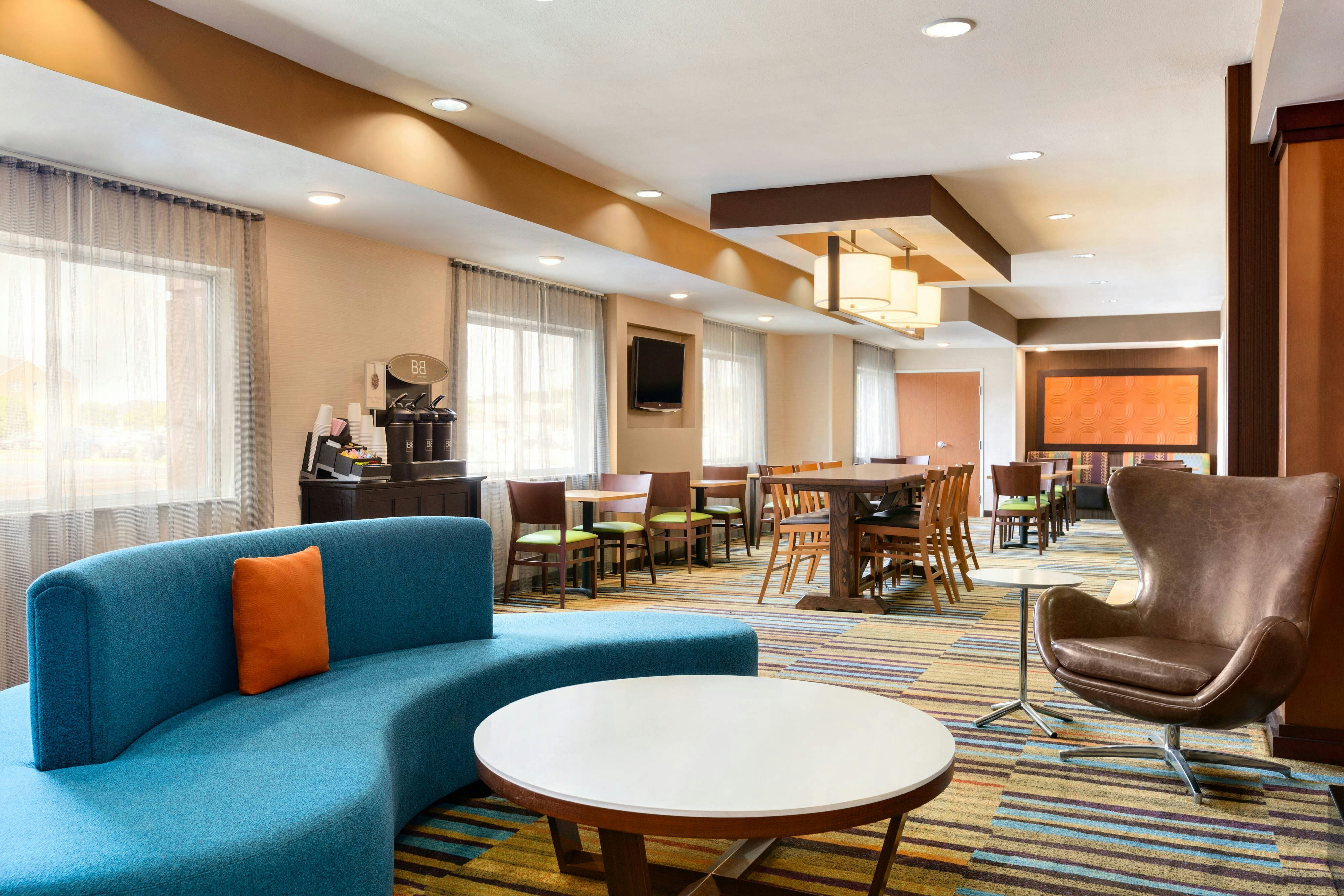 Fairfield Inn Suites Toledo Maumee 21/34