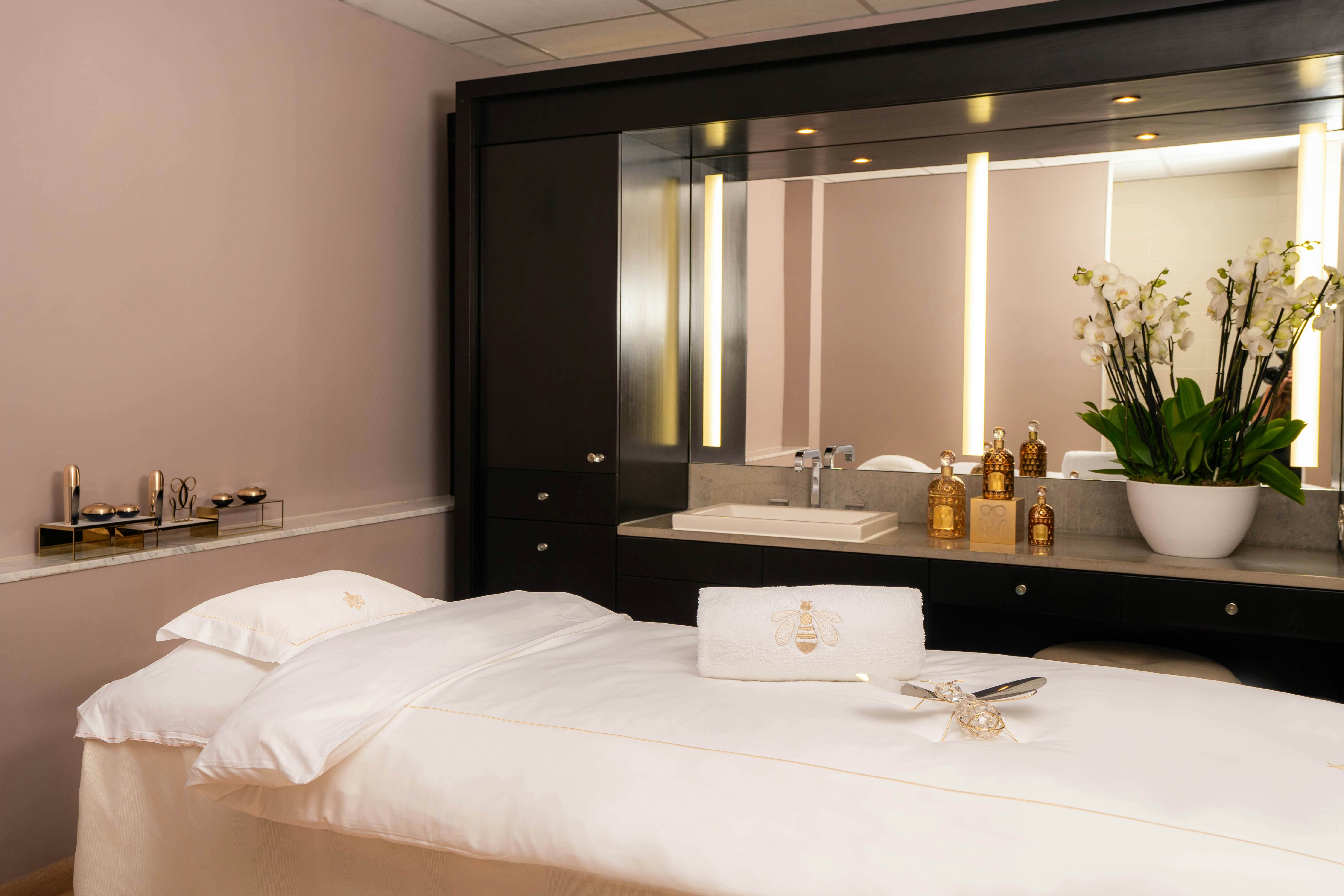 Waldorf Astoria Versailles Trianon Palace 10/50