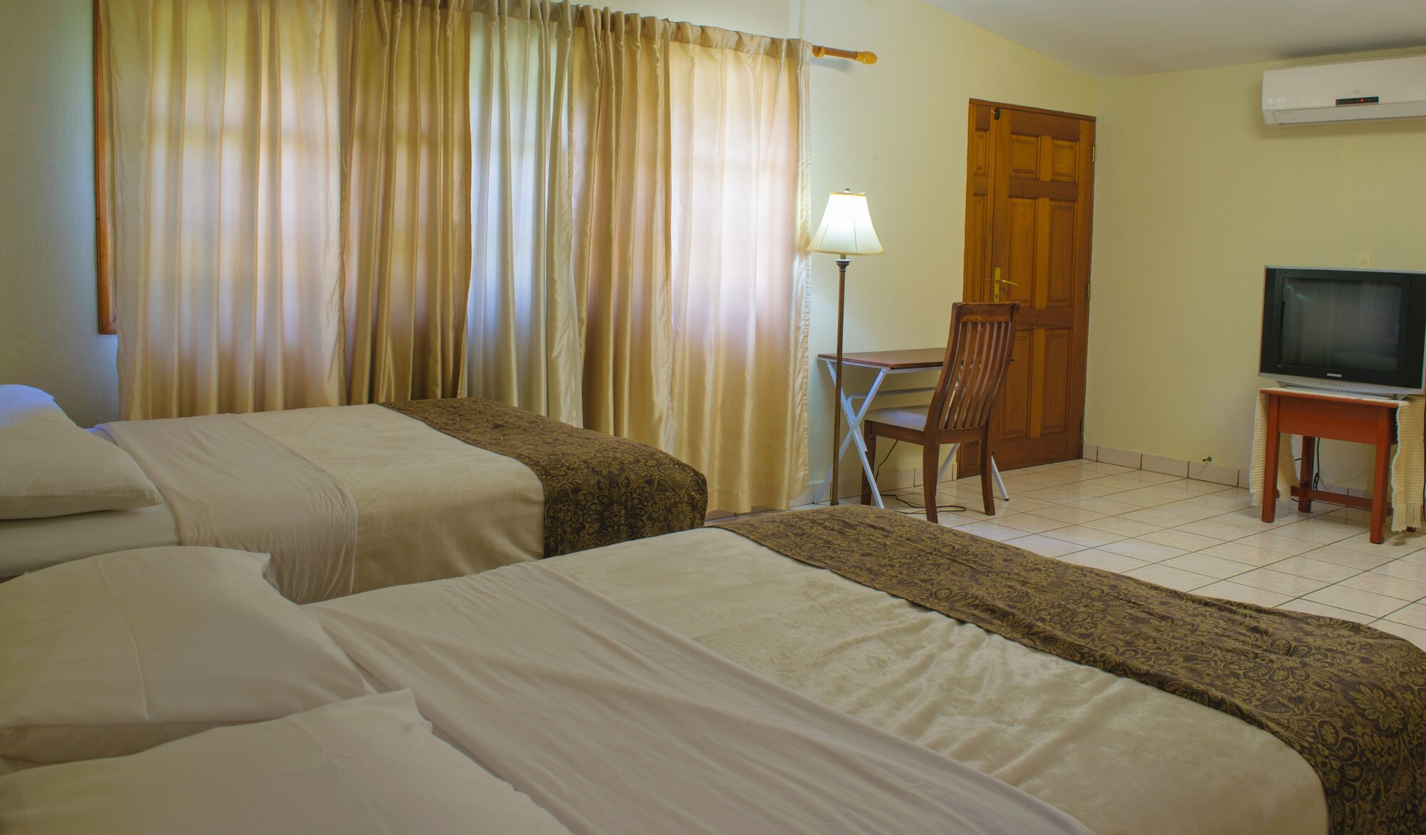 ROOM, DOUBLE BED, PRIVATE BATHROOM