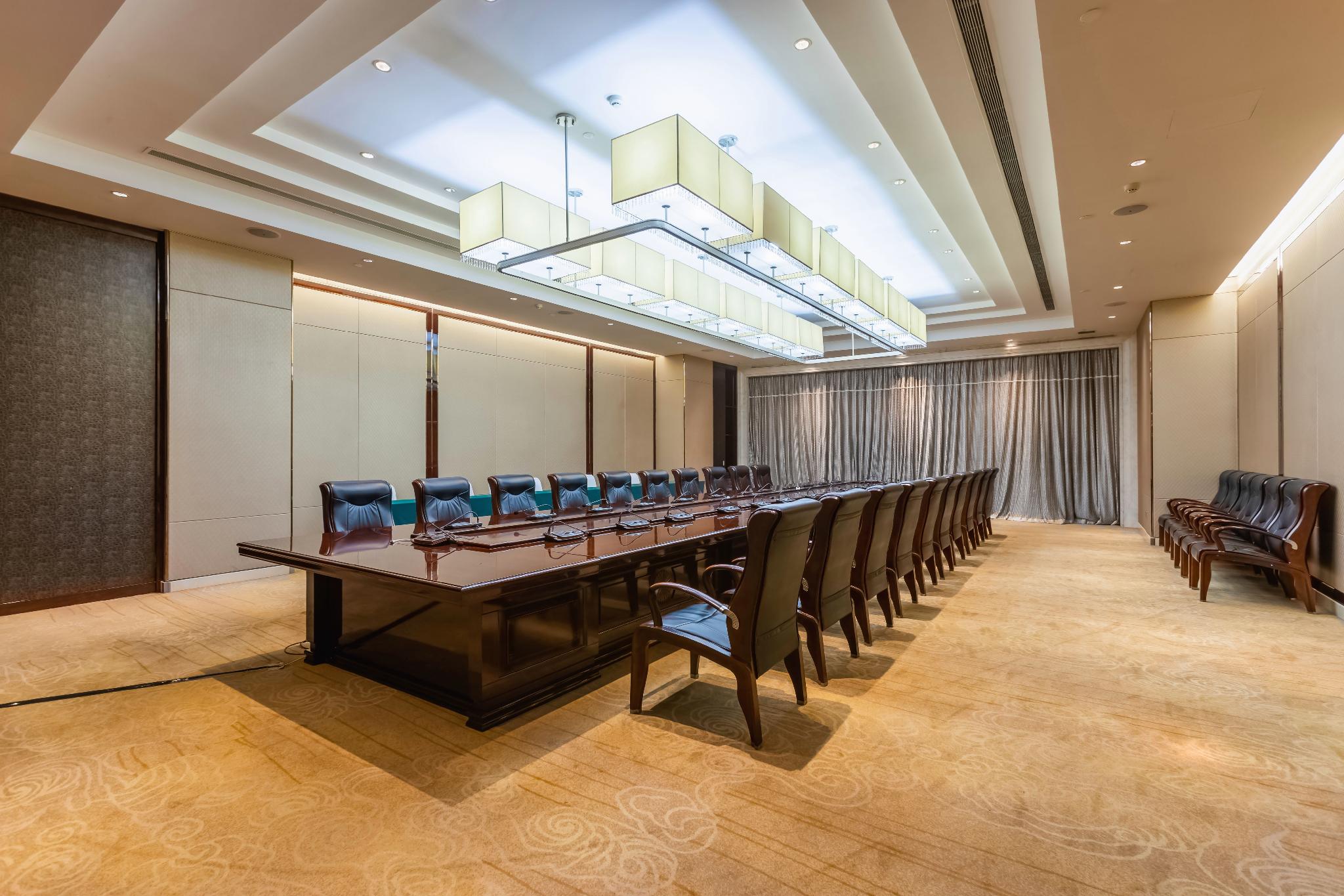 Jinyue Hotel 35/45