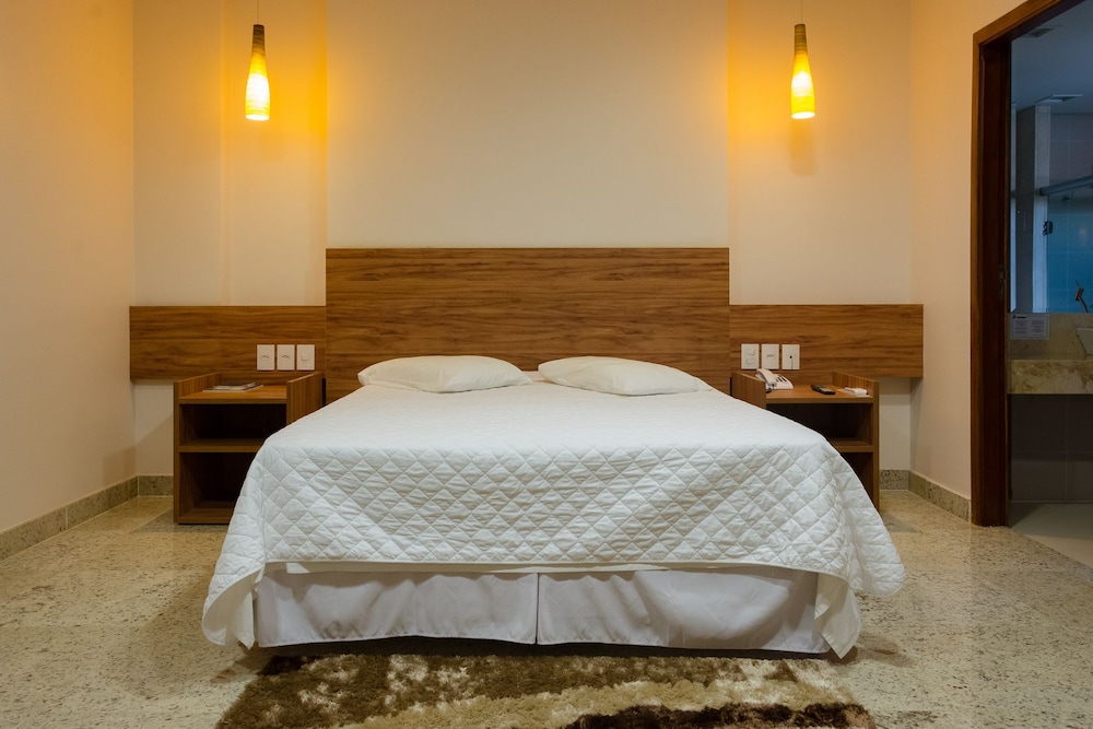 Lindoya Hotel 16/50